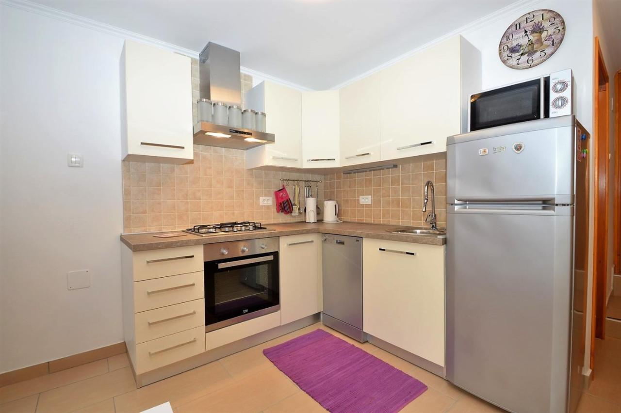 Apartment Hrasta Vrana  Extérieur photo